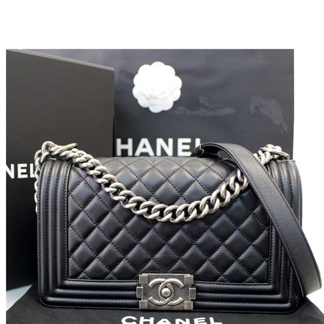 boy bag chanel nera|coco Chanel bag.